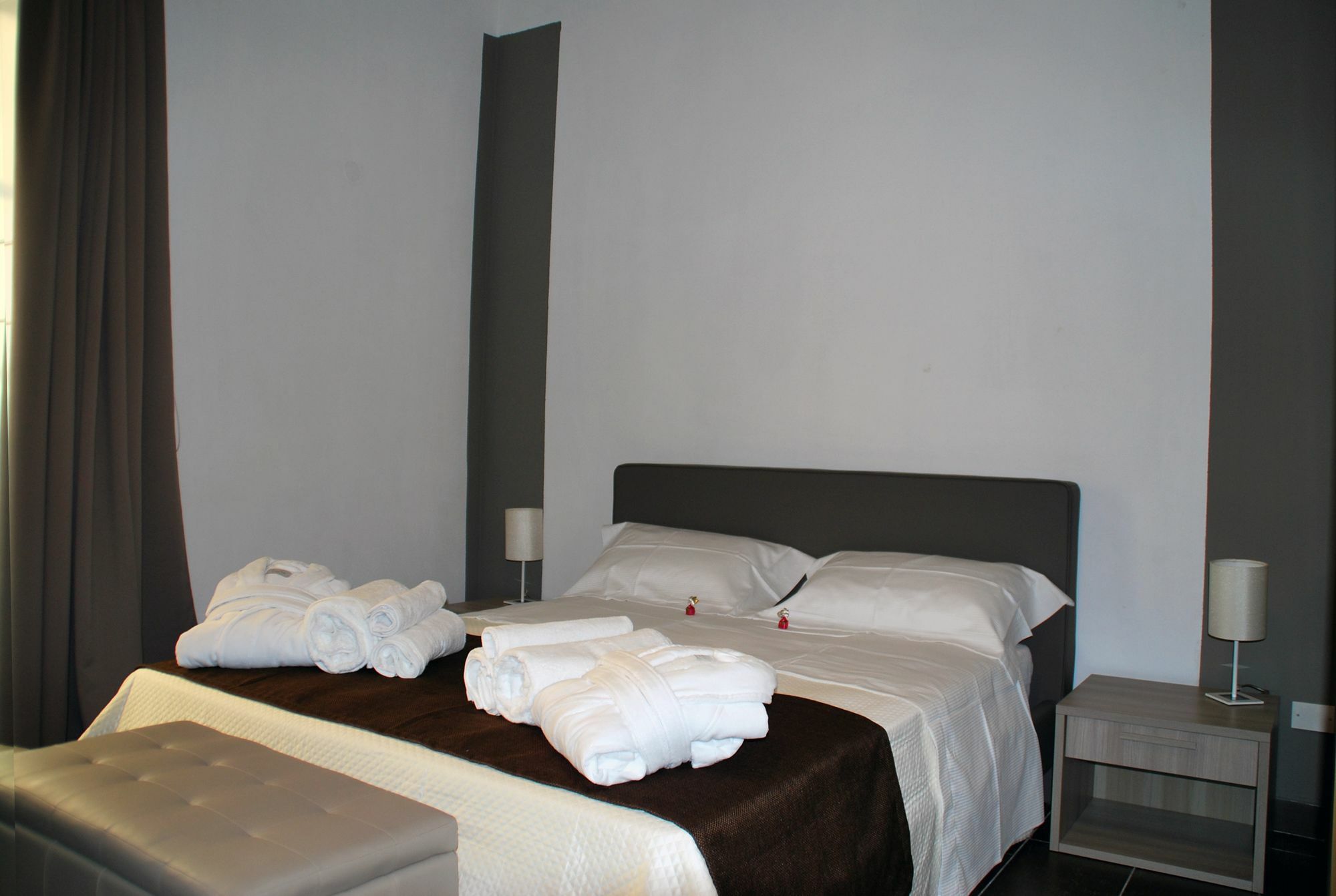 Casasicilia Carlo V Hotel Палермо Екстериор снимка